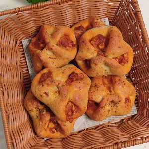 Whole Wheat Zingy Parcel – A Savory Treat Like No Other