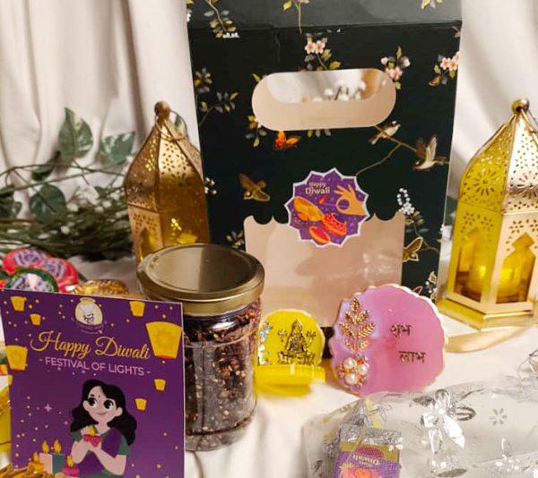 Diwali Special – Assorted Chocolates Jar & Crackers Candles Hamper