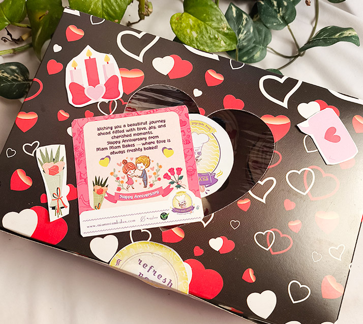 Anniversary Special Cupcakes β Celebrate Love with Sweetness