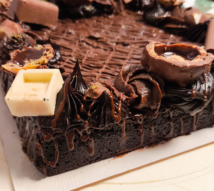 Brownie Loaded Birthday Special Cake